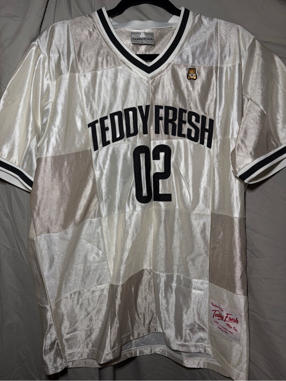 Teddy Fresh White Graphic Jersey - 02 size large